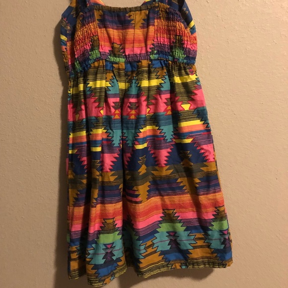 Pretty Aztec Dress - Picture 4 of 4